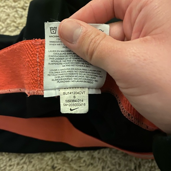 Nike Dri-Fit Shorts - Picture 3 of 3